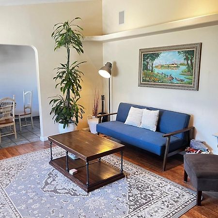 Cozy Family Hideaway, Sleeps 8, 4 Tv'S Yard, Shops Vila Simi Valley Exterior foto