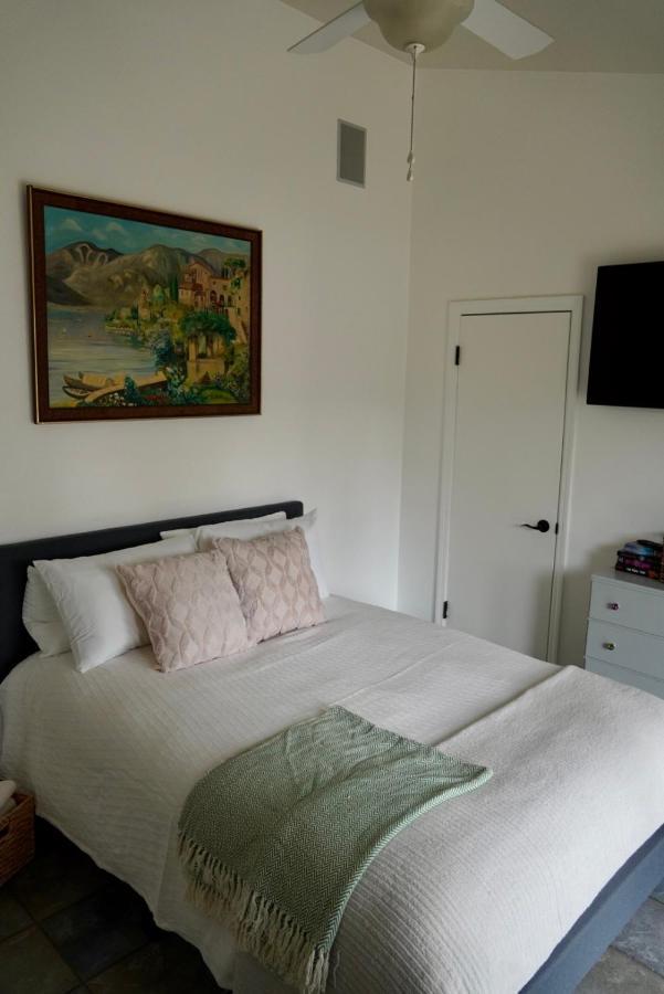 Cozy Family Hideaway, Sleeps 8, 4 Tv'S Yard, Shops Vila Simi Valley Exterior foto