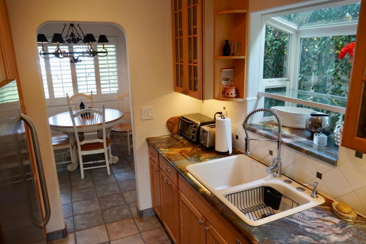 Cozy Family Hideaway, Sleeps 8, 4 Tv'S Yard, Shops Vila Simi Valley Exterior foto